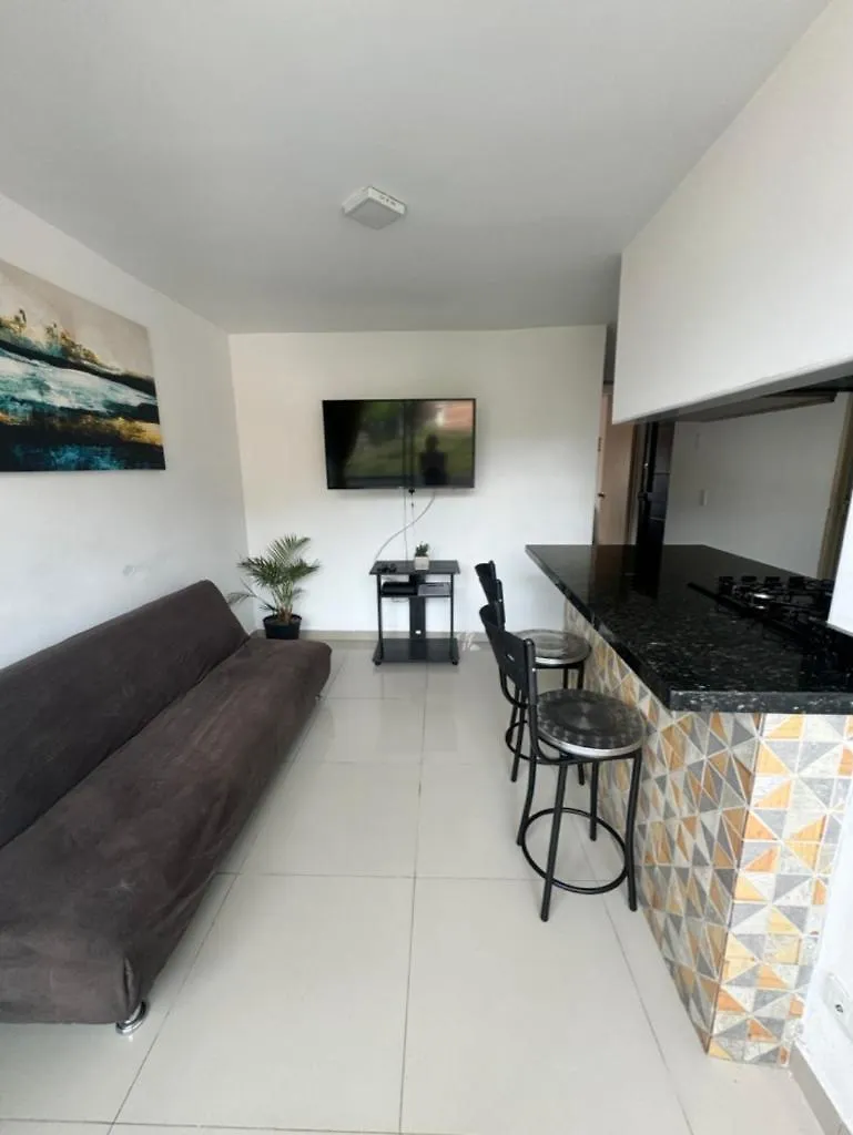 1051 Apartamento Privado - Ascensor - Internet - Hermosa Vista Medellin